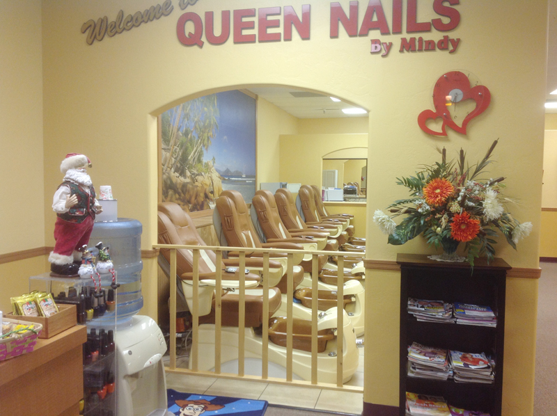 Queen Nails By Mindy