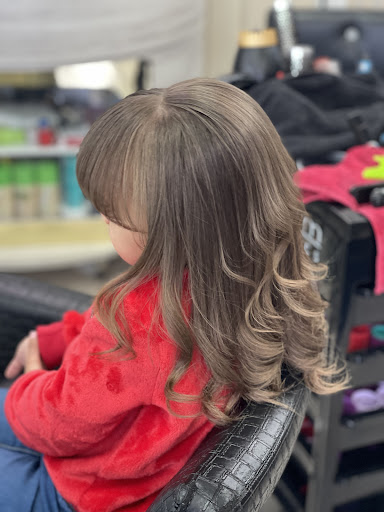 Beauty Salon «Mary Dominican Beauty Salon», reviews and photos, 736 Broadway, Newark, NJ 07104, USA