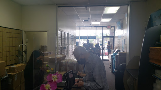 Shipping and Mailing Service «The UPS Store», reviews and photos, 20533 Biscayne Blvd #4, Aventura, FL 33180, USA
