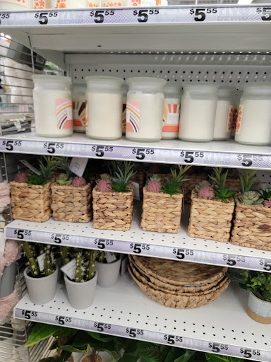 Variety Store «Five Below», reviews and photos, 4801 McKnight Rd, Pittsburgh, PA 15237, USA