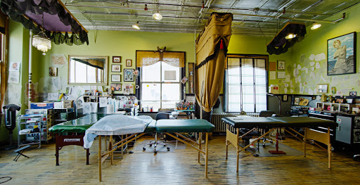 Tattoo Shop «Speakeasy Custom Tattoo», reviews and photos, 1935 1/2 W North Ave, Chicago, IL 60622, USA