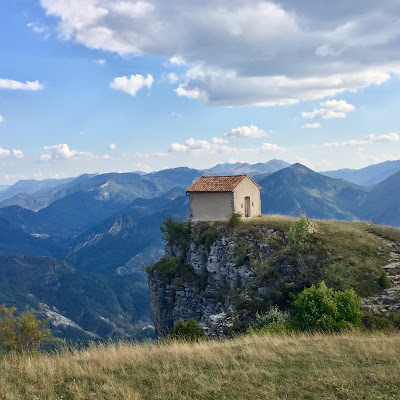 Chapelle Saint-Michel de Cousson à Entrages