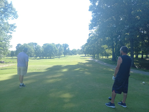 Public Golf Course «Rolling Hills Golf Course», reviews and photos, 1600 Pine Dr, Russellville, KY 42276, USA