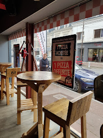 Atmosphère du Restaurant Speedy PIZZ & Co Vendôme - Pizzas, Burgers, Pokés à Vendôme - n°8