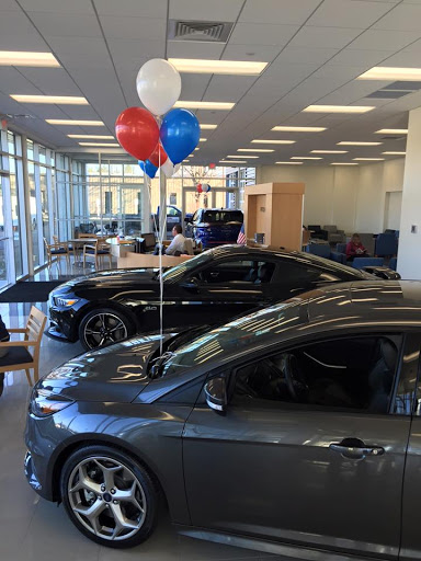 Ford Dealer «Mitchell Selig Ford», reviews and photos, 801 Bloomfield Ave, Windsor, CT 06095, USA