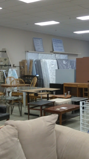 Thrift Store «Miracle Hill Thrift Store», reviews and photos, 206 New Neely Ferry Rd, Mauldin, SC 29662, USA