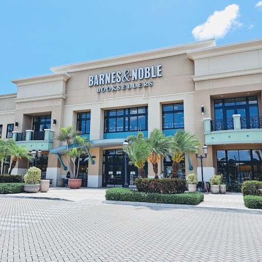 Book Store «Barnes & Noble Booksellers Boca Raton», reviews and photos, 1400 Glades Rd, Boca Raton, FL 33431, USA