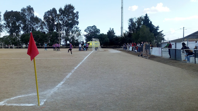 Avaliações doCampo De Futubel - Negrilhos F.C em Almada - Campo de futebol