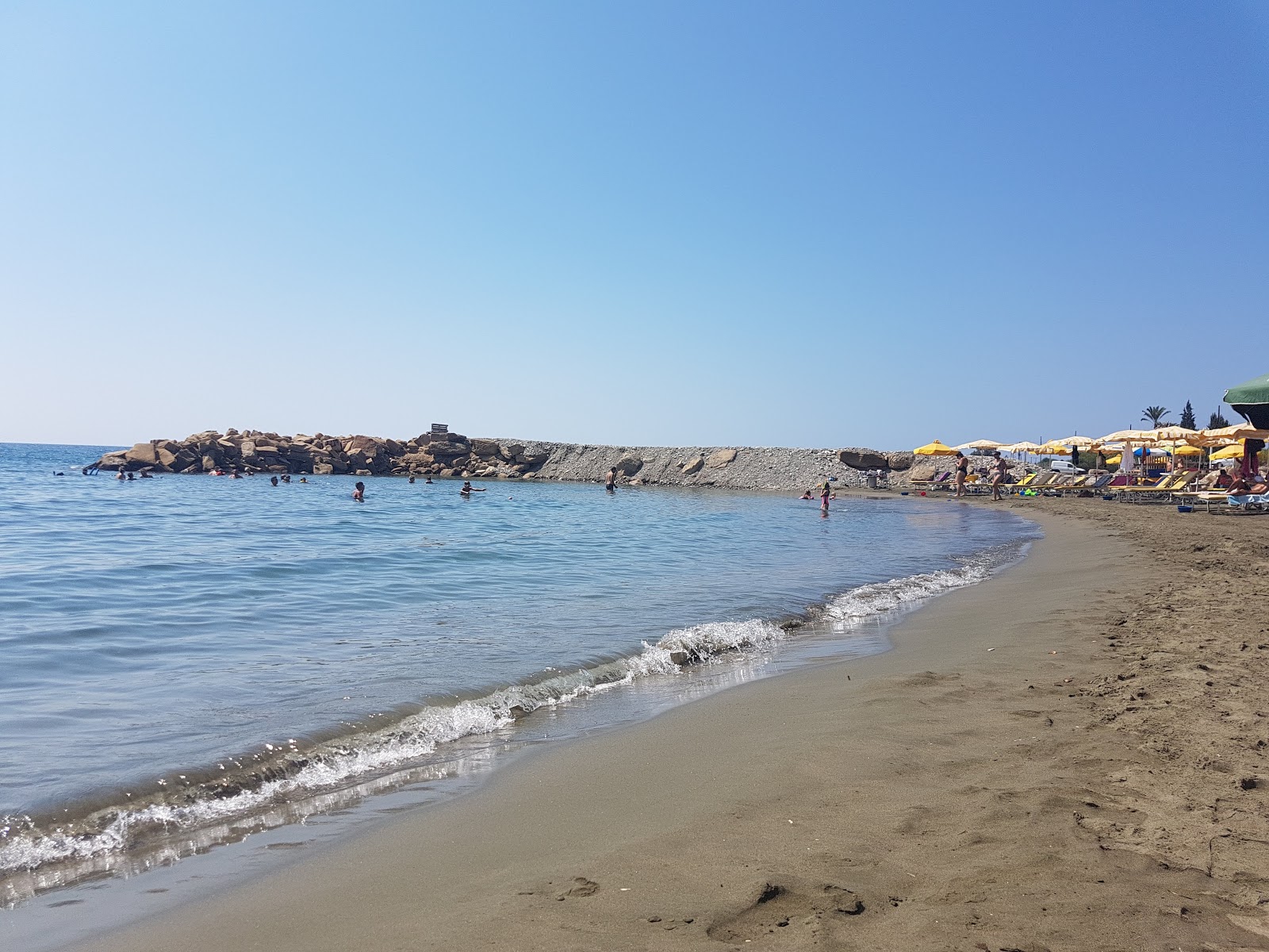 Fotografija Maia beach z majhni več zalivi