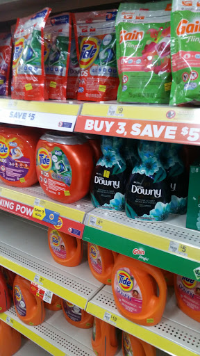 Home Goods Store «Dollar General», reviews and photos, 1522 W 9th St, Mt Carmel, IL 62863, USA