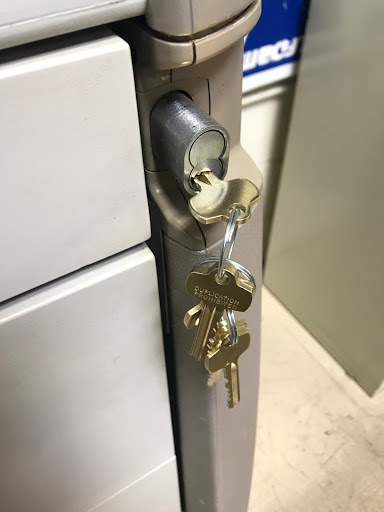 Locksmith «ACME Locksmith», reviews and photos, 7118 E Sahuaro Dr Ste A, Scottsdale, AZ 85254, USA