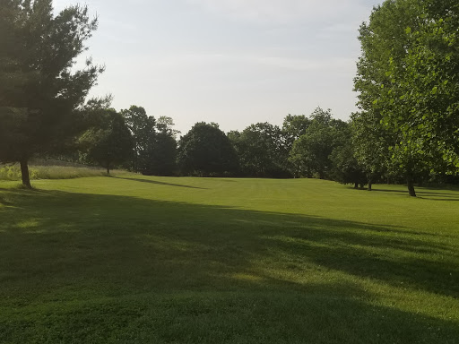 Golf Course «Meadowbrook Golf Course», reviews and photos, 400 Wilson Downing Rd, Lexington, KY 40517, USA