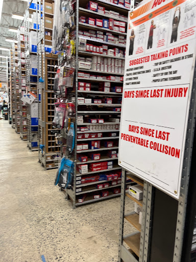 Auto Parts Store «AutoZone», reviews and photos, 50 Racetrack Rd #3, East Brunswick, NJ 08816, USA