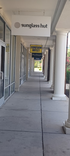 Shopping Mall «Williamsburg Premium Outlets», reviews and photos, 5715 Richmond Rd, Williamsburg, VA 23188, USA