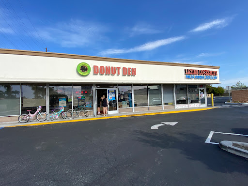 Donut Shop «DONUT DEN», reviews and photos, 4257 Pacific Coast Hwy, Torrance, CA 90505, USA