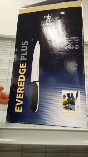 Clothing Store «Burlington Coat Factory», reviews and photos, 833 Lancaster Dr NE, Salem, OR 97301, USA