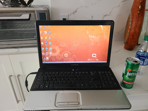 Phone Repair Service «Plymouth Computers & Phones», reviews and photos, 27840 Plymouth Rd, Livonia, MI 48150, USA