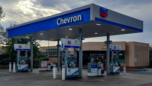 Gas Station «Chevron», reviews and photos, 1300 San Pablo Ave, Berkeley, CA 94702, USA