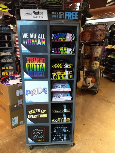 Shopping Mall «Hamilton Mall», reviews and photos, 4403 E Black Horse Pike, Mays Landing, NJ 08330, USA