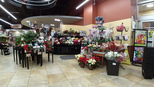 Supermarket «Giant Eagle Supermarket», reviews and photos, 870 N Court St, Medina, OH 44256, USA