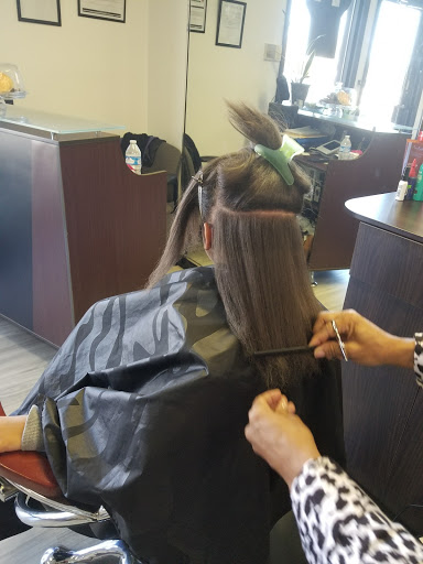 Beauty Salon «Bruni Dominican Hair Salon», reviews and photos, 1990 Main St E, Snellville, GA 30078, USA