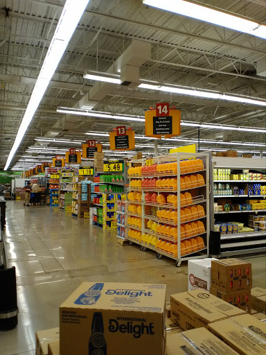 Grocery Store «Food 4 Less», reviews and photos, 4620 S Damen Ave, Chicago, IL 60609, USA