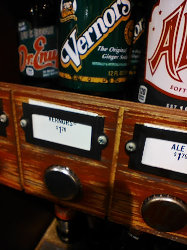 American Restaurant «Cracker Barrel Old Country Store», reviews and photos, 1182 Dogwood Dr SE, Conyers, GA 30012, USA