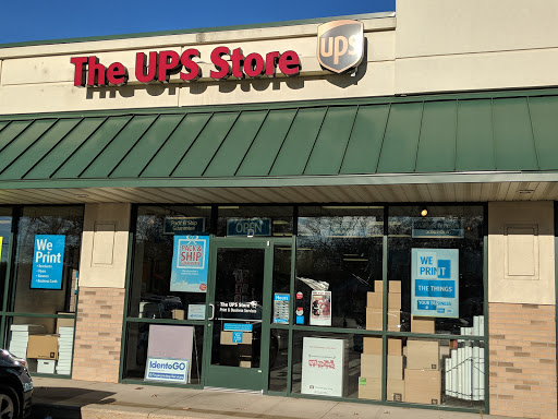 Mejor Notaría The UPS Store-Muskegon-2