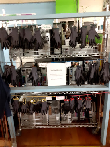 Non-Profit Organization «Free Geek Thrift Store», reviews and photos, 1731 SE 10th Ave, Portland, OR 97214, USA