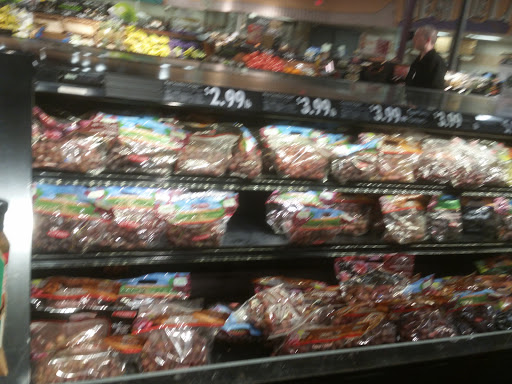 Supermarket «Giant Eagle Supermarket», reviews and photos, 1029 W View Park Dr, West View, PA 15229, USA