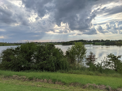 Brays bayou running trail parking lot