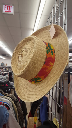 Thrift Store «The Salvation Army Family Store & Donation Center», reviews and photos, 2151 W Devon Ave, Chicago, IL 60659, USA