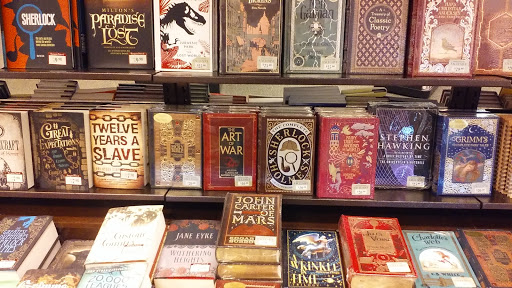 Book Store «Barnes & Noble Booksellers Mansell Crossings SC», reviews and photos, 7660 North Point Pkwy, Alpharetta, GA 30022, USA