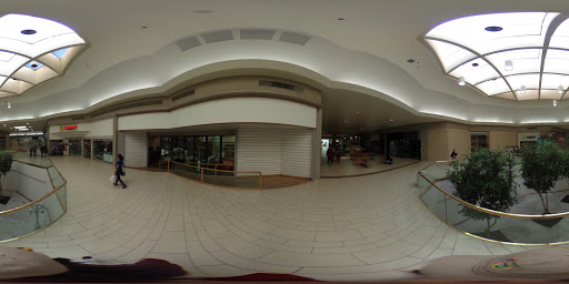 Shopping Mall «Vallco Shopping Mall», reviews and photos, 10123 N Wolfe Rd, Cupertino, CA 95014, USA