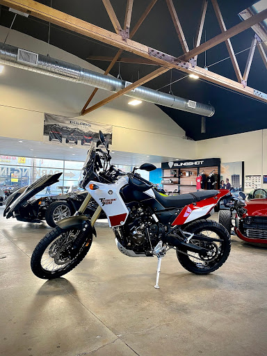 Motorcycle Dealer «Moto United - Beach Cities - Suzuki Polaris Yamaha», reviews and photos, 10401 Alondra Blvd, Bellflower, CA 90706, USA