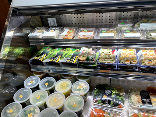 Grocery Store «Whole Foods Market», reviews and photos, 18700 Ventura Blvd #190, Tarzana, CA 91356, USA