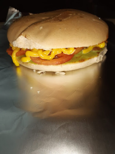 El monito 2.0 sandwich completos - Talca