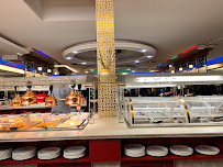 Atmosphère du Royal Wok, restaurant asiatique, japonais, grillade, fruits de mer à Montluçon - n°2