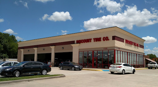Tire Shop «Discount Tire Store - Cypress, TX», reviews and photos, 17326 Spring Cypress Rd, Cypress, TX 77429, USA