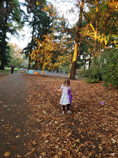 Park «Creston Park», reviews and photos, SE 44th Ave & Powell Blvd, Portland, OR 97206, USA