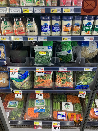 Grocery Store «Smart & Final Extra!», reviews and photos, 5775 Johnson Dr, Pleasanton, CA 94588, USA