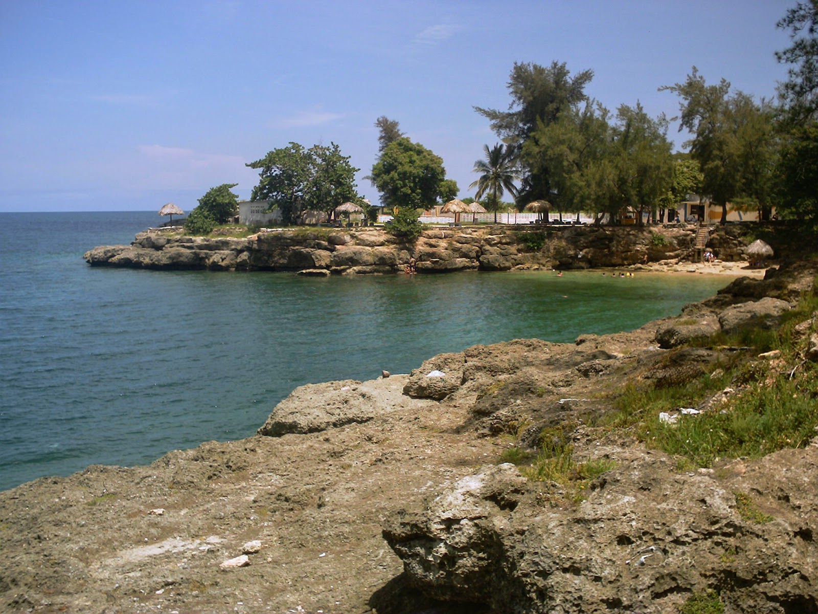 Photo of Mamey beach amenities area