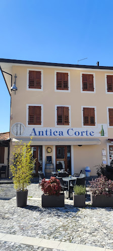 Ristorante Bar Antica Corte Piazza S. Croce, 5, 33090 Tramonti di Sotto PN, Italia