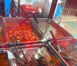 น้องเก๋ ข้าวมันไก่ photo