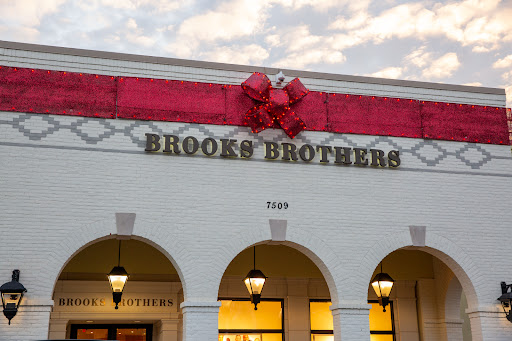 Shopping Mall «Shops of Saddle Creek», reviews and photos, 7509 Poplar Ave #1, Germantown, TN 38138, USA