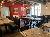 Atmosphère du Restaurant Méditerranée à Châteauneuf-sur-Loire - n°5