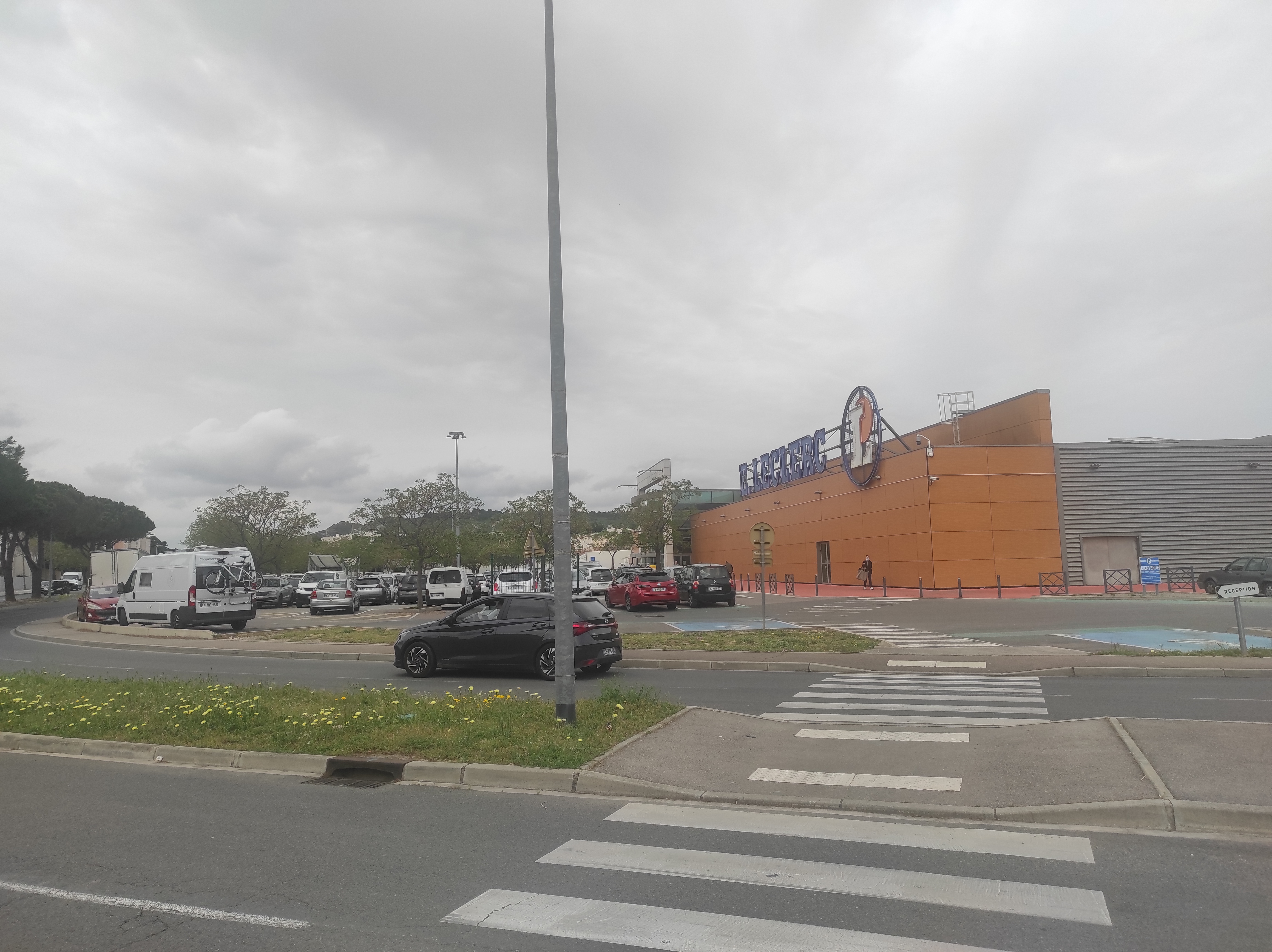 Photo n° 4 de l'avis de Estranged.l fait le 29/04/2022 à 13:49