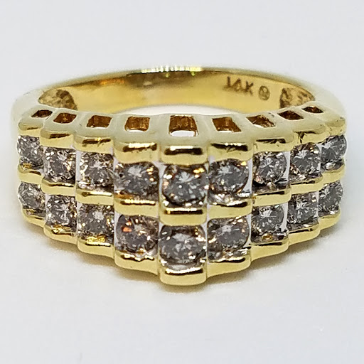 Jewelry Store «Saatchi Jewelry», reviews and photos, 4545 Austin Blvd, Island Park, NY 11558, USA