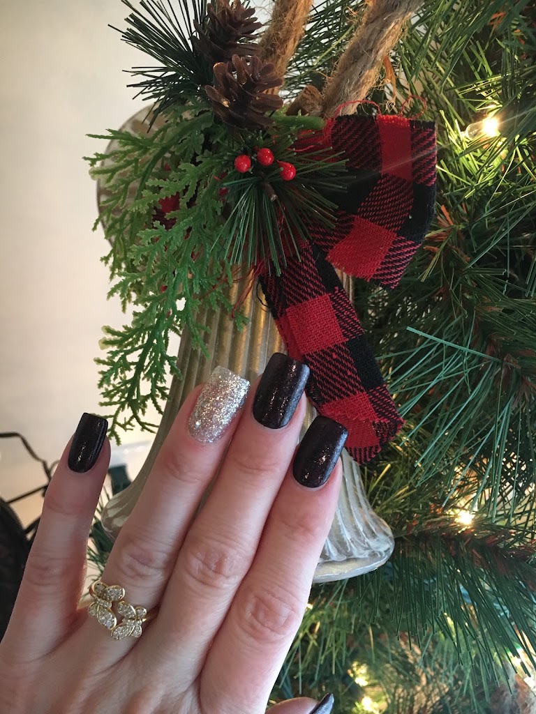 Chic Nails 48315