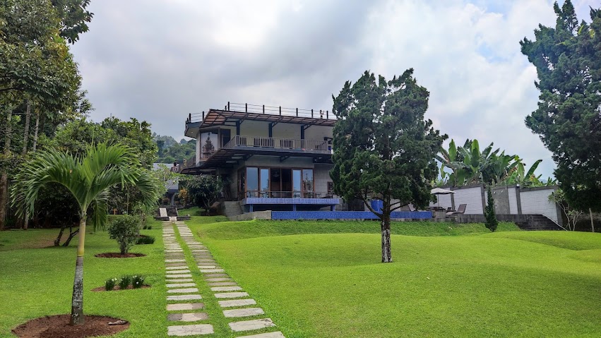 Land Of Tranquil Light Villa